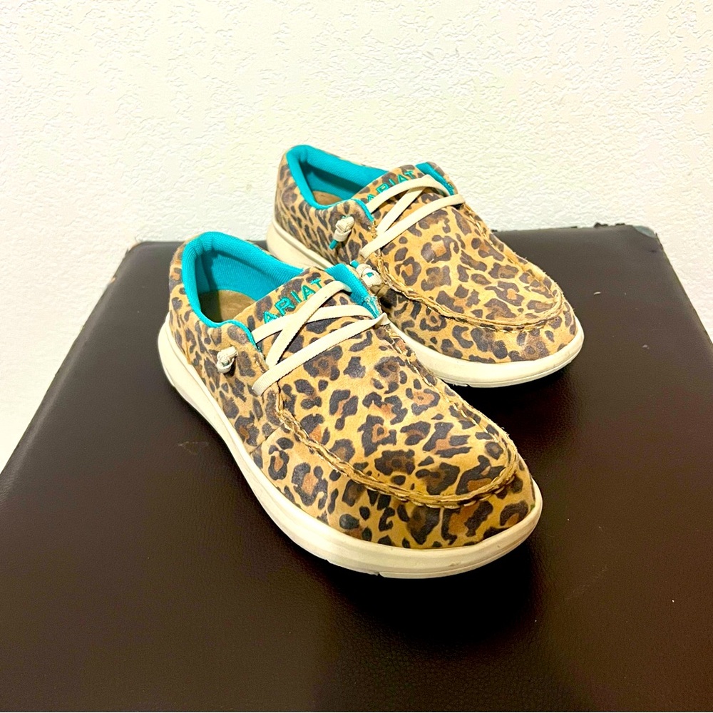 Ariat Hilo Leopard Print Size 7